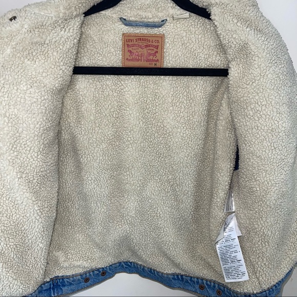Levi's Womens Medium Sherpa Lined Denim Jean Light Wash Trucker Jacket - Picture 4 of 4